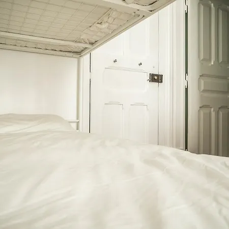No Limit Hostel Lisbon