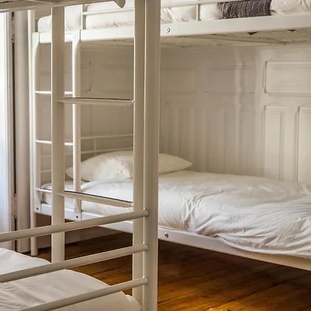 No Limit Hostel Lisbon